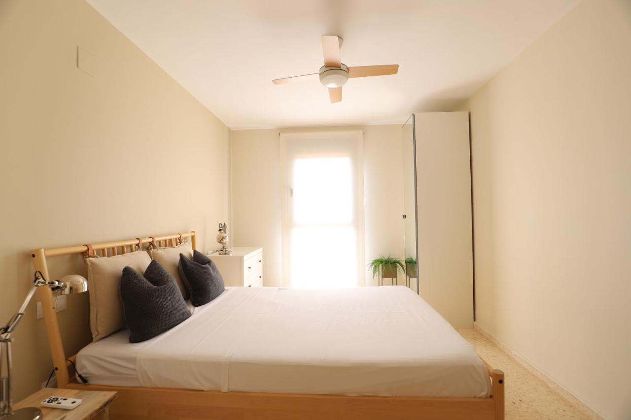 Beautiful Apartment In Canet Playa By Hometels Canet d'En Berenguer Exteriör bild